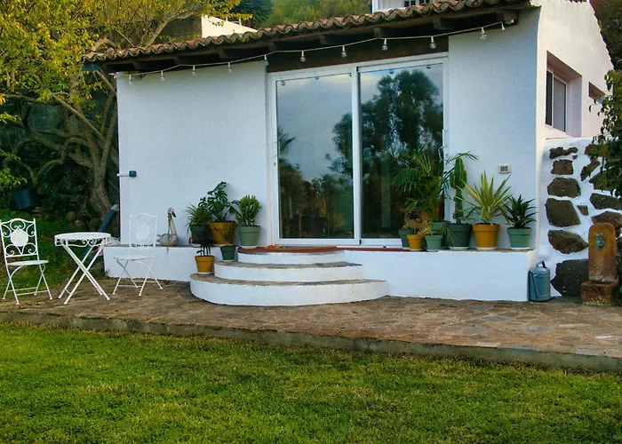 De * Santa Cruz de Tenerife